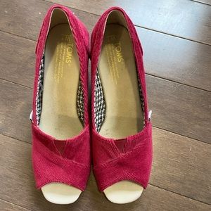 TOMS - Wedge Heel Size 7 Shoes